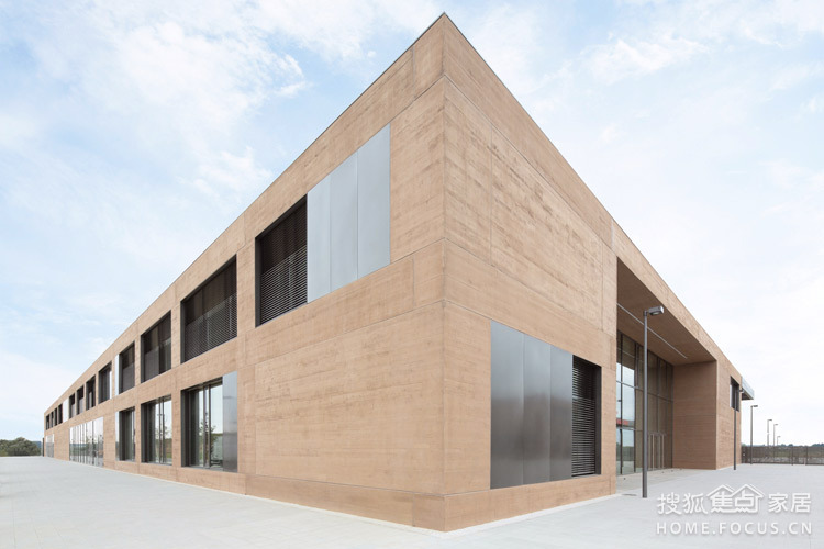 建筑欣赏:卢森堡欧州学校(组图)_新闻资讯_搜狐