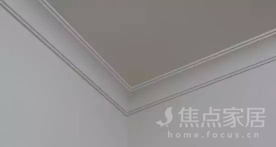 有一种装修吊顶叫石膏线绕几圈,效果出乎意料!